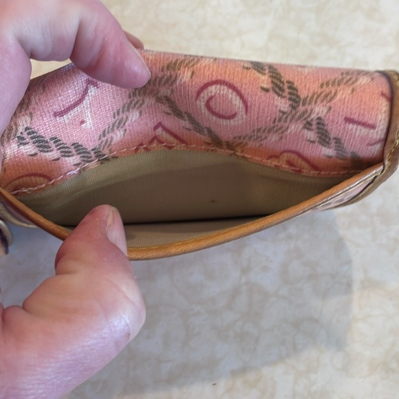 Dooney & Bourke Vintage Wallet Coral Logo Coated Canvas Small Pouch Wristlet - Picture 3 of 5